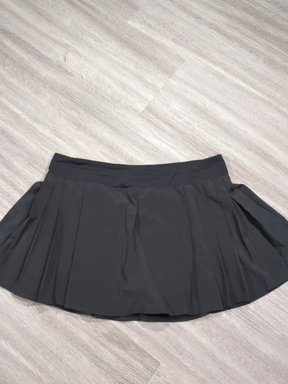 Lululemon Side-Pleat High-Rise Tennis Skirt Women's 14 Black Golf Sporty